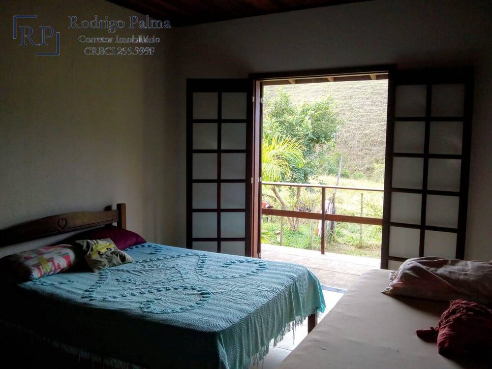 Chácara à venda com 2 quartos, 180m² - Foto 3