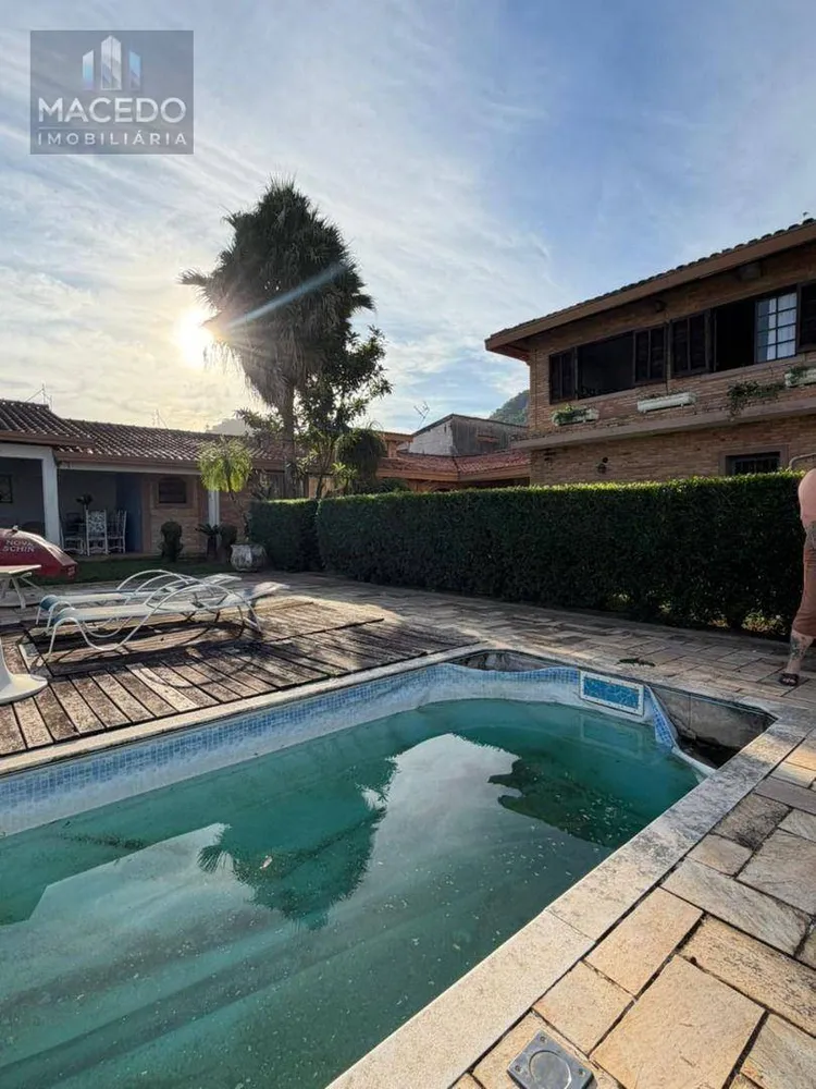 Casa, 5 quartos - Foto 2