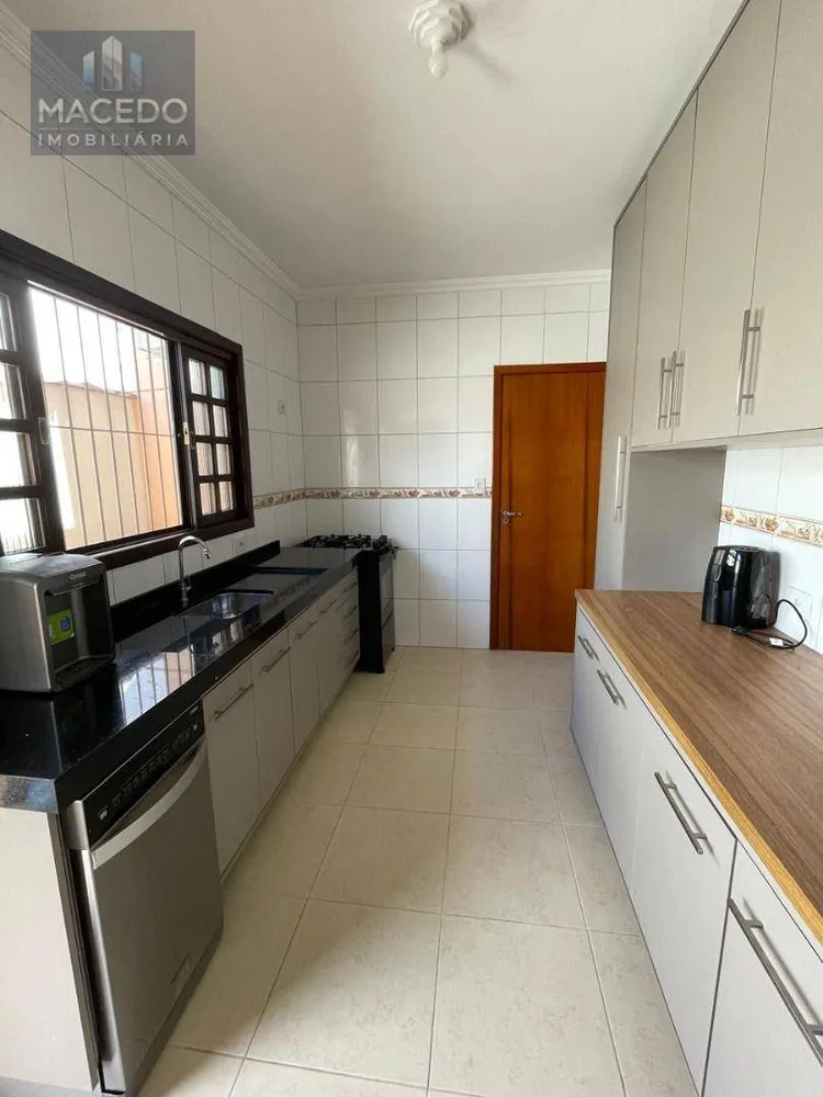 Casa, 3 quartos, 177 m² - Foto 12