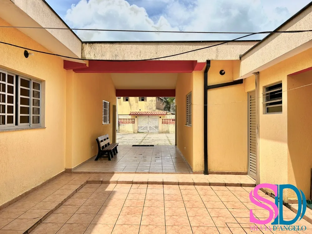 Casa, 4 quartos, 165 m² - Foto 1