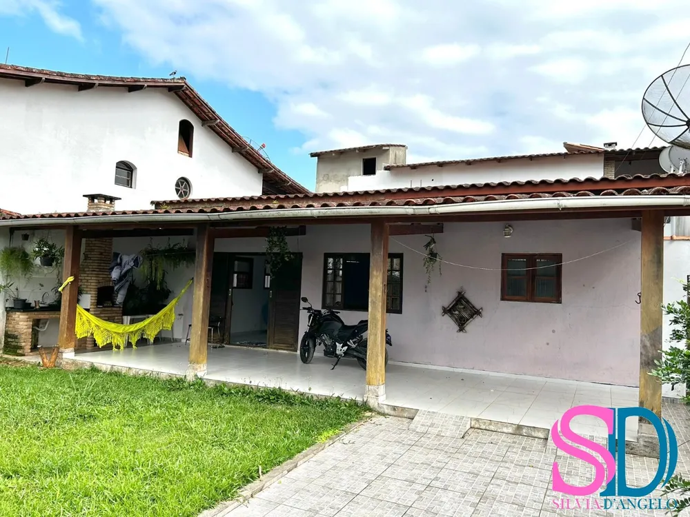 Casa, 4 quartos, 170 m² - Foto 1