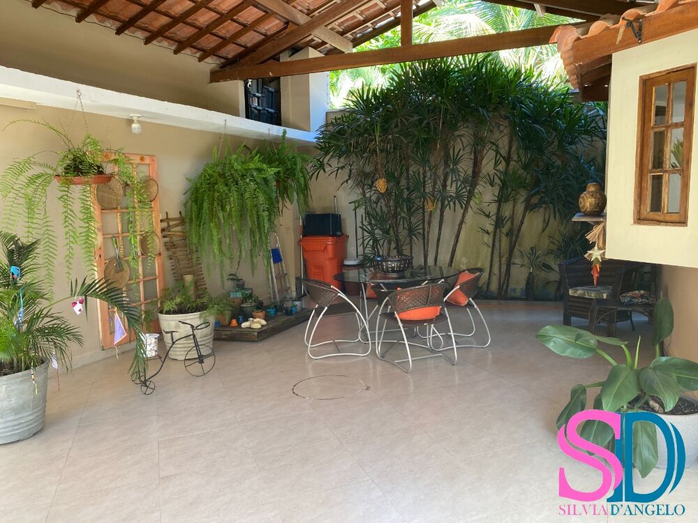 Casa à venda com 3 quartos, 229m² - Foto 15
