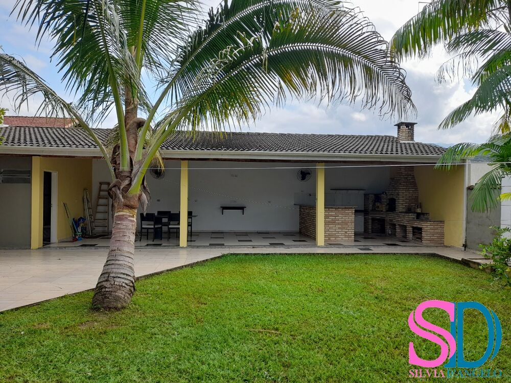 Casa de Condomínio à venda com 4 quartos, 256m² - Foto 2