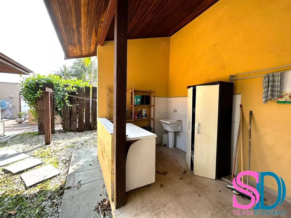 Casa de Condomínio à venda com 4 quartos, 263m² - Foto 22