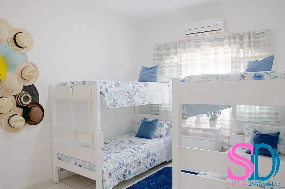 Casa, 3 quartos, 210 m² - Foto 1
