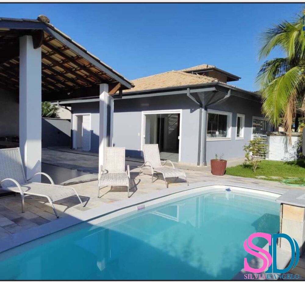Casa de Condomínio à venda com 3 quartos, 200m² - Foto 1