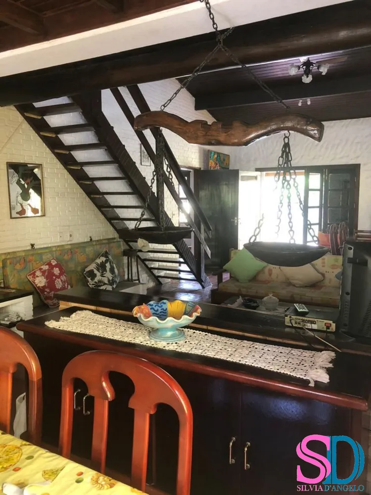 Casa, 3 quartos, 161 m² - Foto 1