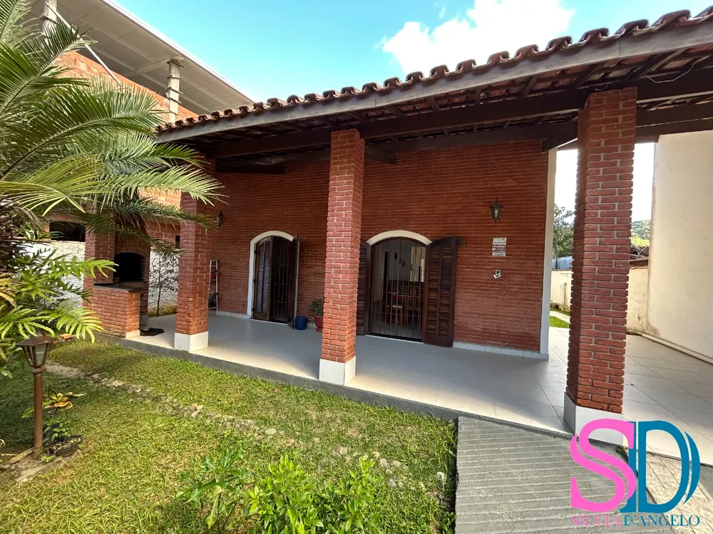 Casa, 3 quartos, 129 m² - Foto 1