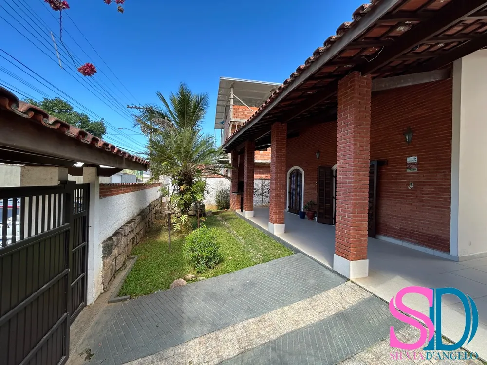Casa, 3 quartos, 129 m² - Foto 2