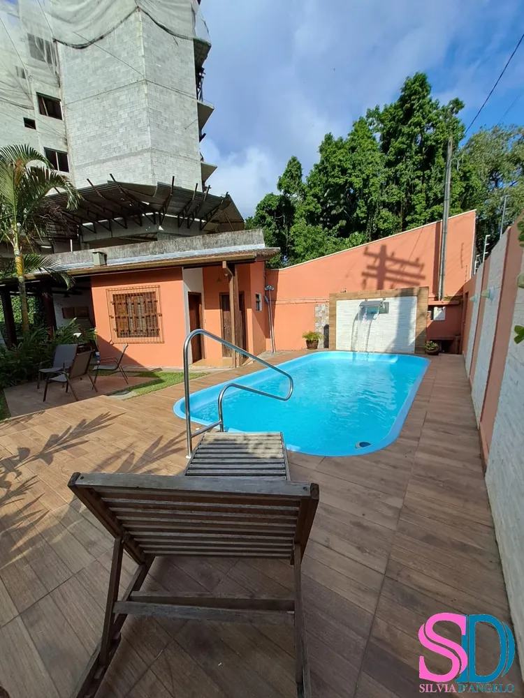 Casa, 8 quartos, 246 m² - Foto 15