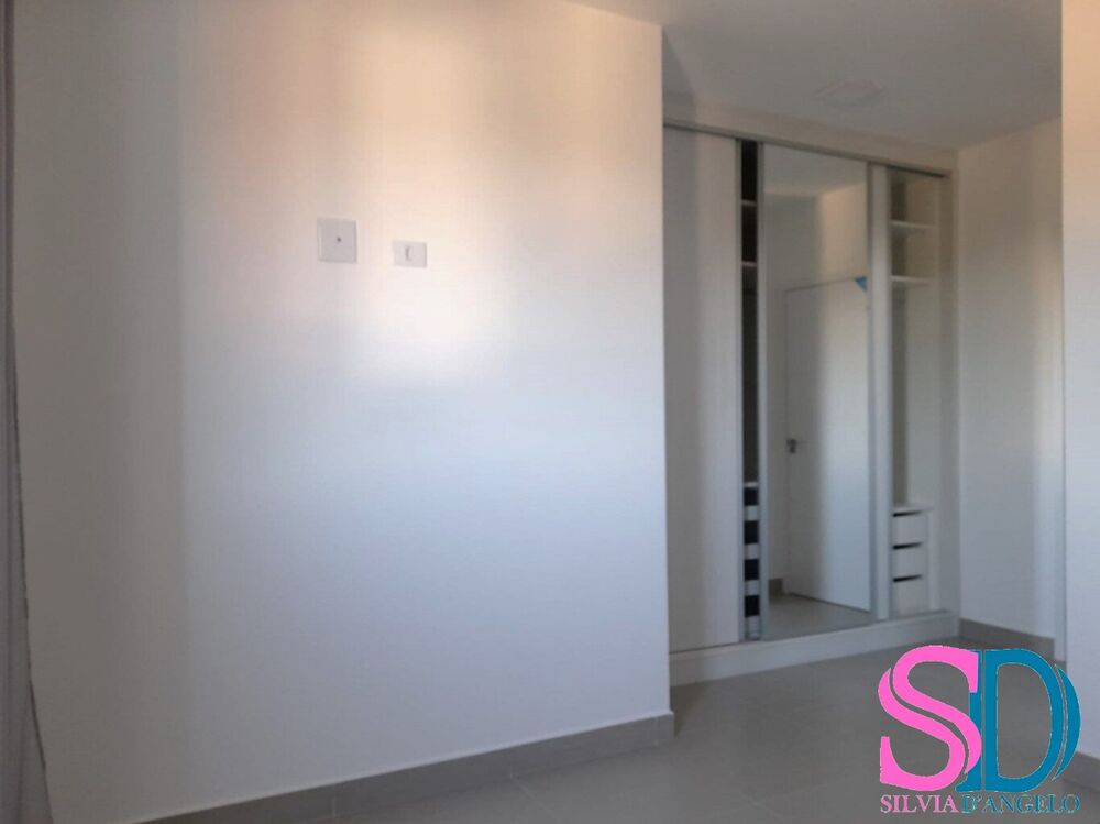 Apartamento à venda com 3 quartos, 111m² - Foto 11