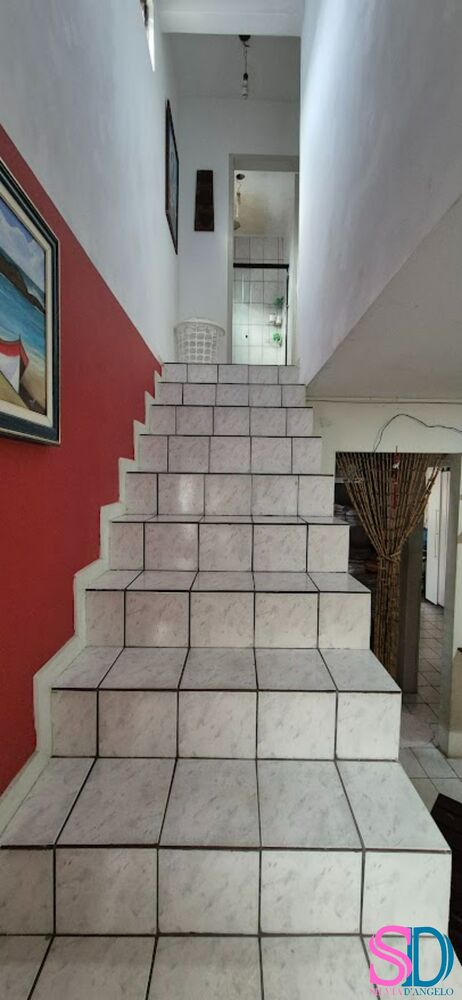 Casa à venda com 2 quartos, 135m² - Foto 4