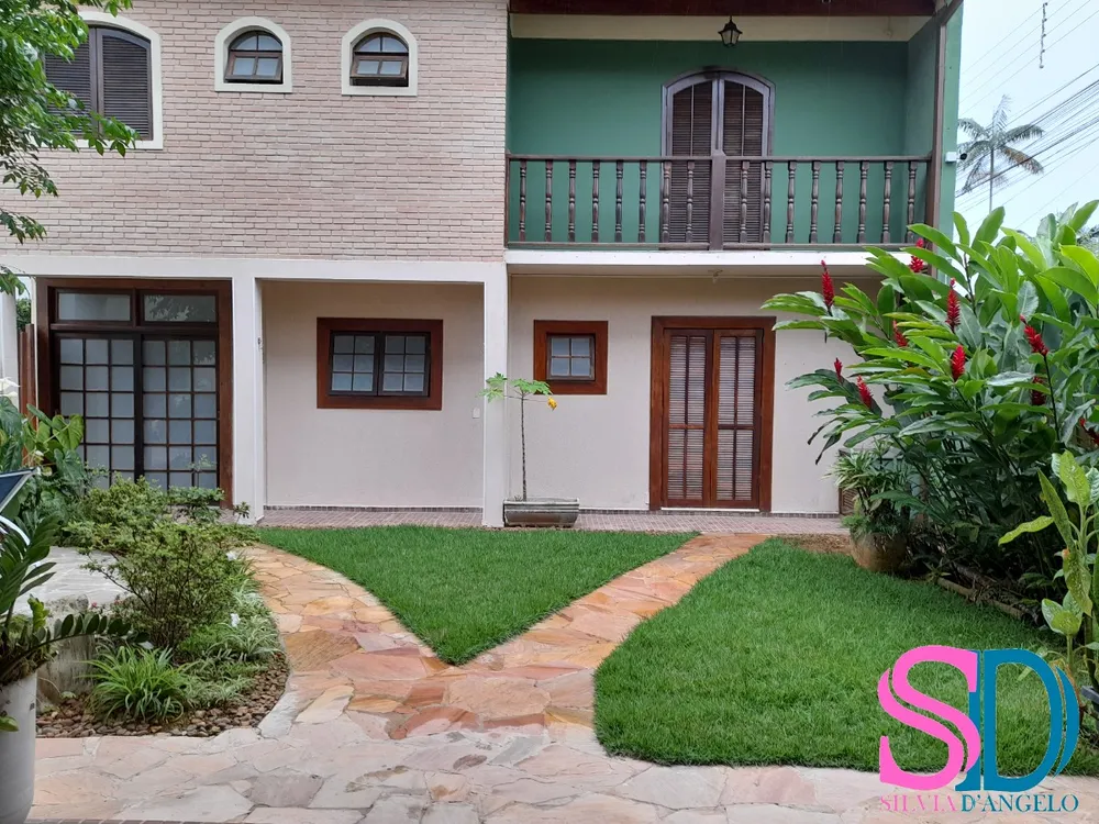 Sobrado, 5 quartos, 300 m² - Foto 1