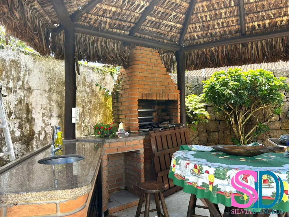 Casa, 5 quartos, 140 m² - Foto 1