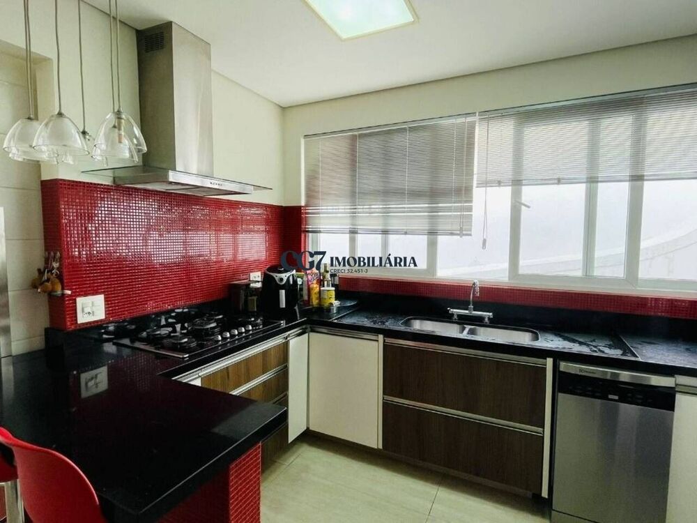 Sobrado, 4 quartos, 330 m² - Foto 6