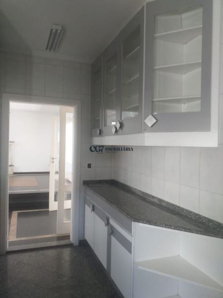 Casa de Condomínio à venda com 3 quartos, 350m² - Foto 6