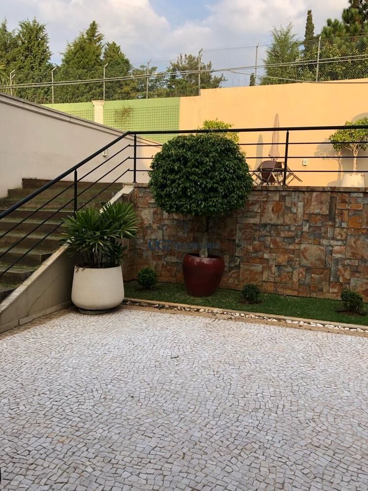 Sobrado, 4 quartos, 560 m² - Foto 1