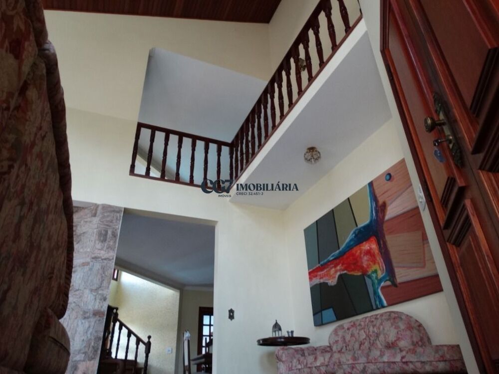 Casa de Condomínio à venda com 4 quartos, 422m² - Foto 1