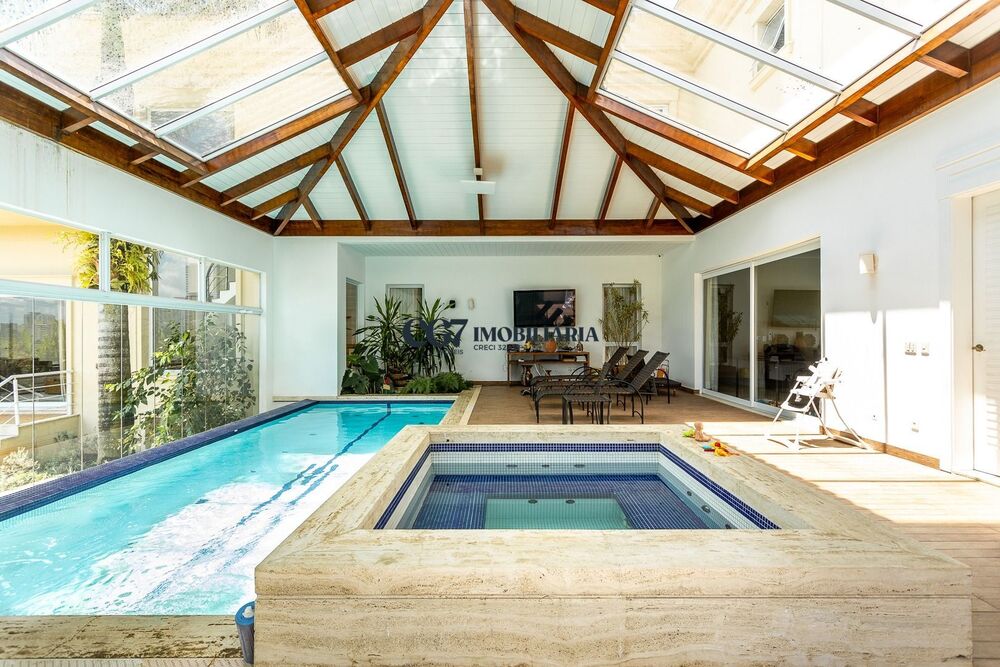 Sobrado à venda com 5 quartos, 1587m² - Foto 2