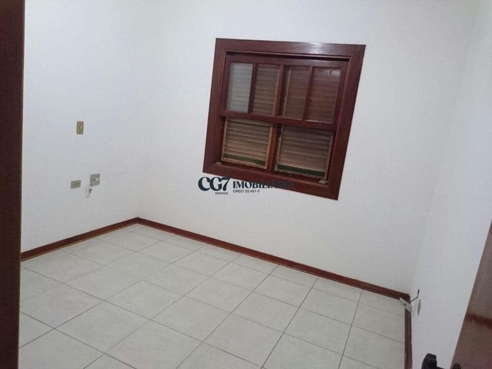Sobrado, 4 quartos, 380 m² - Foto 1