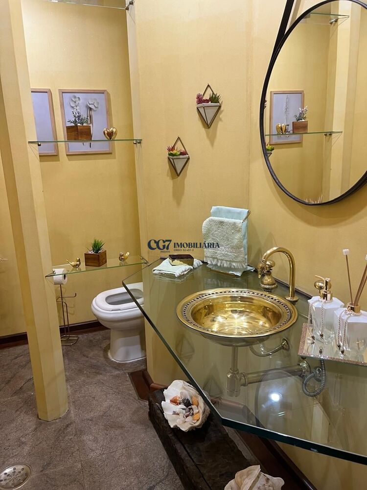 Casa, 5 quartos, 481 m² - Foto 1