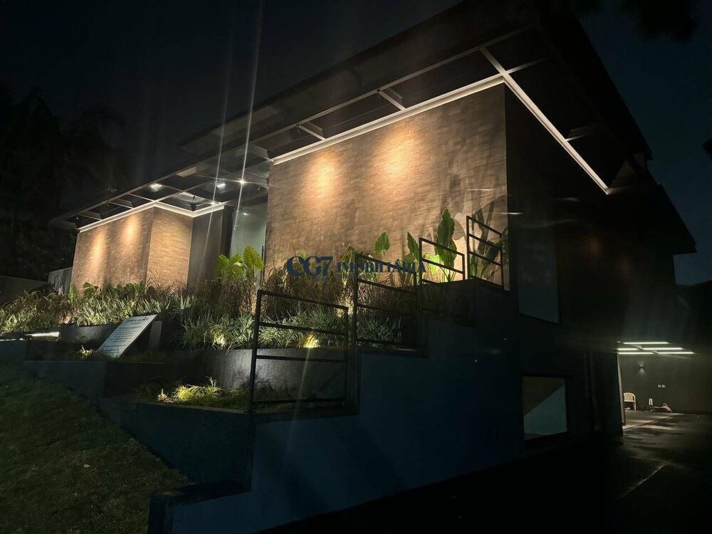 Sobrado, 4 quartos, 703 m² - Foto 2