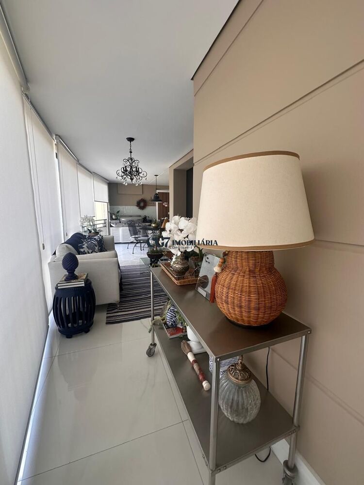 Apartamento, 3 quartos, 201 m² - Foto 2