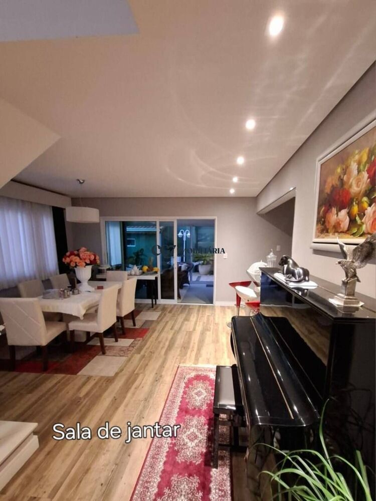 Sobrado à venda com 3 quartos, 220m² - Foto 2