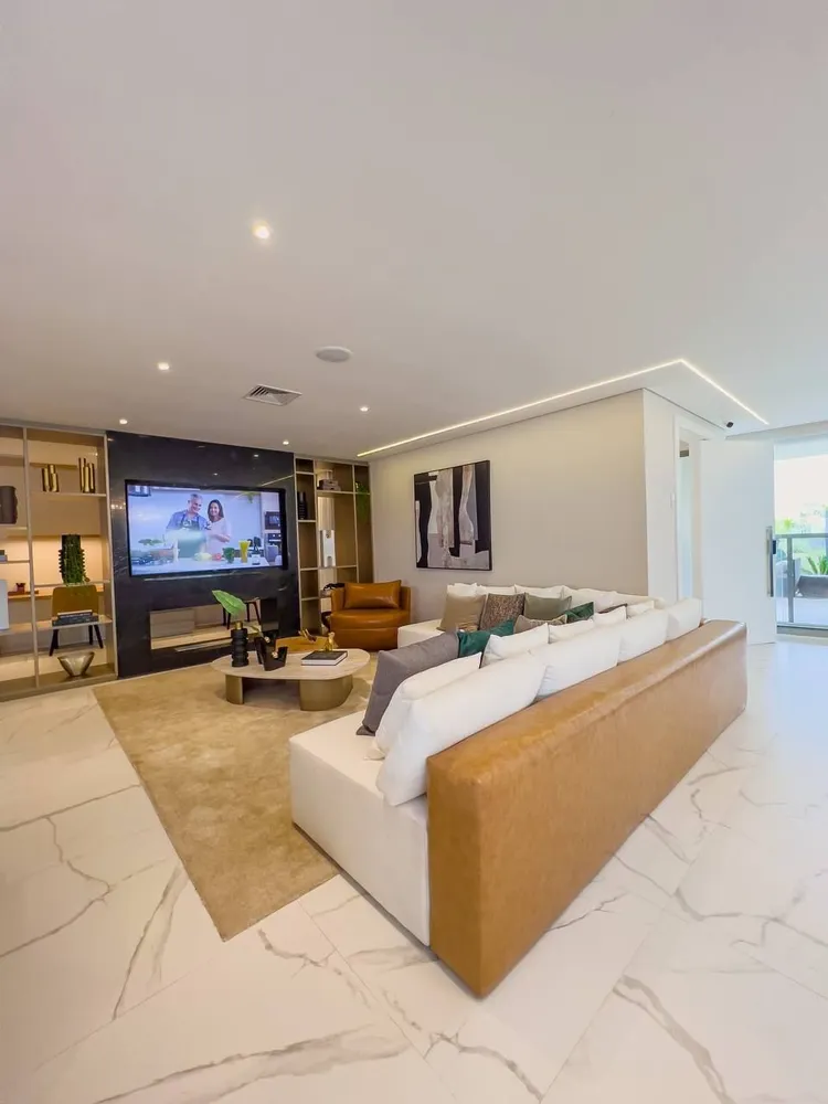 Apartamento, 3 quartos, 244 m² - Foto 1