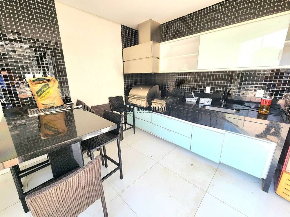 Sobrado, 4 quartos, 525 m² - Foto 1