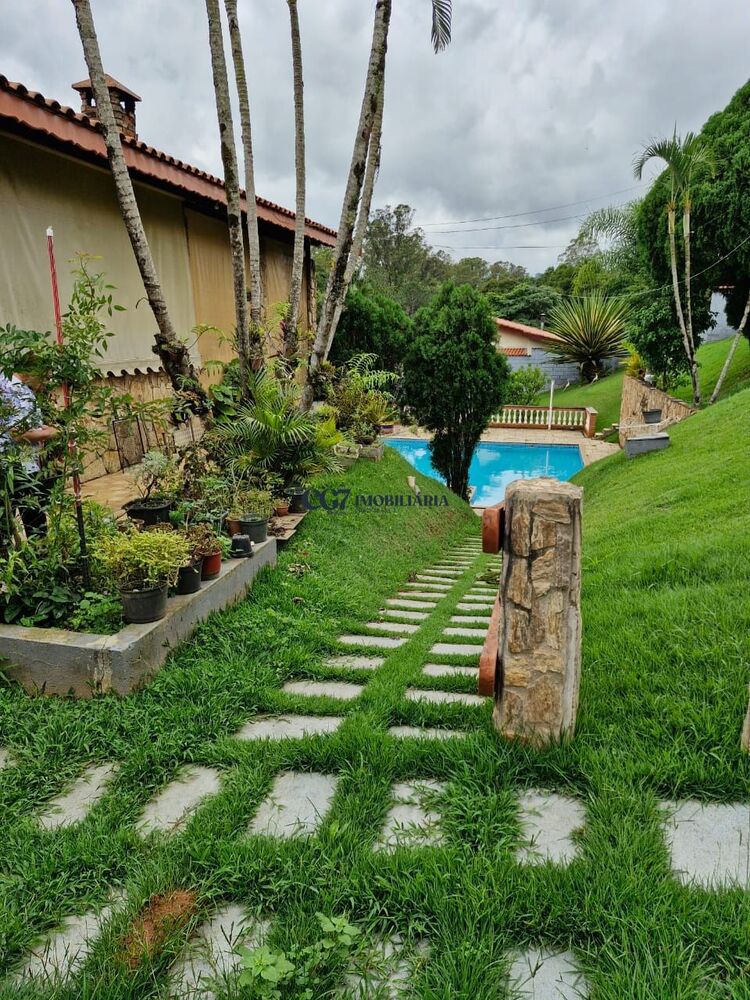 Sobrado, 4 quartos, 483 m² - Foto 1