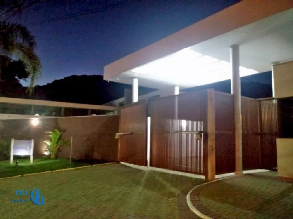 Casa à venda com 4 quartos, 178m² - Foto 2