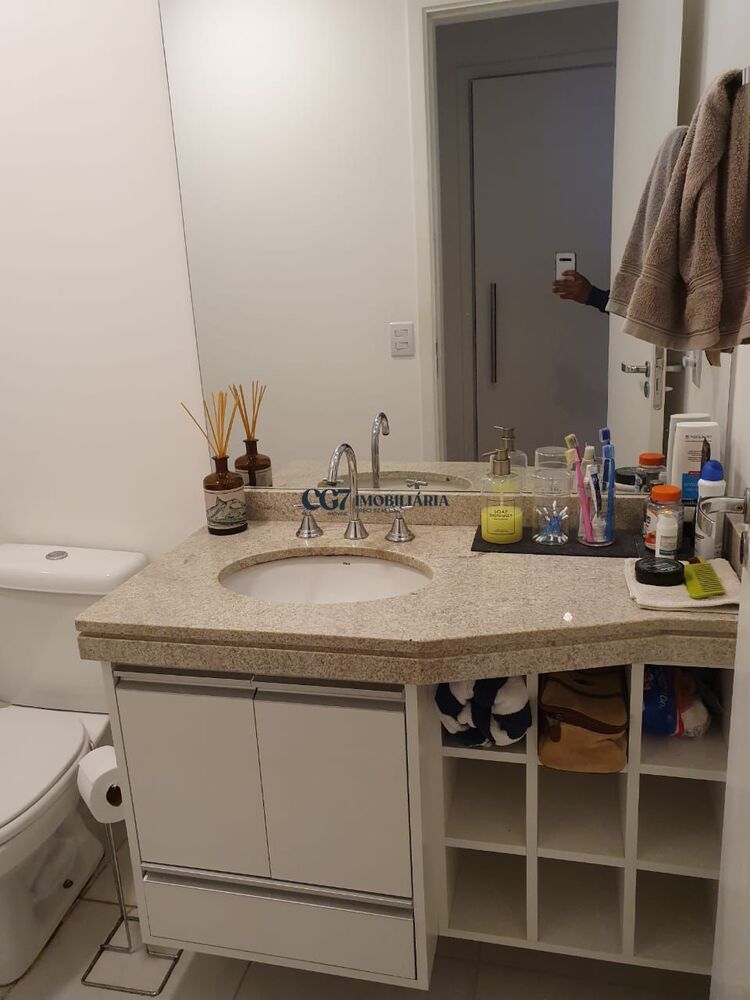 Apartamento para alugar com 1 quarto, 51m² - Foto 14