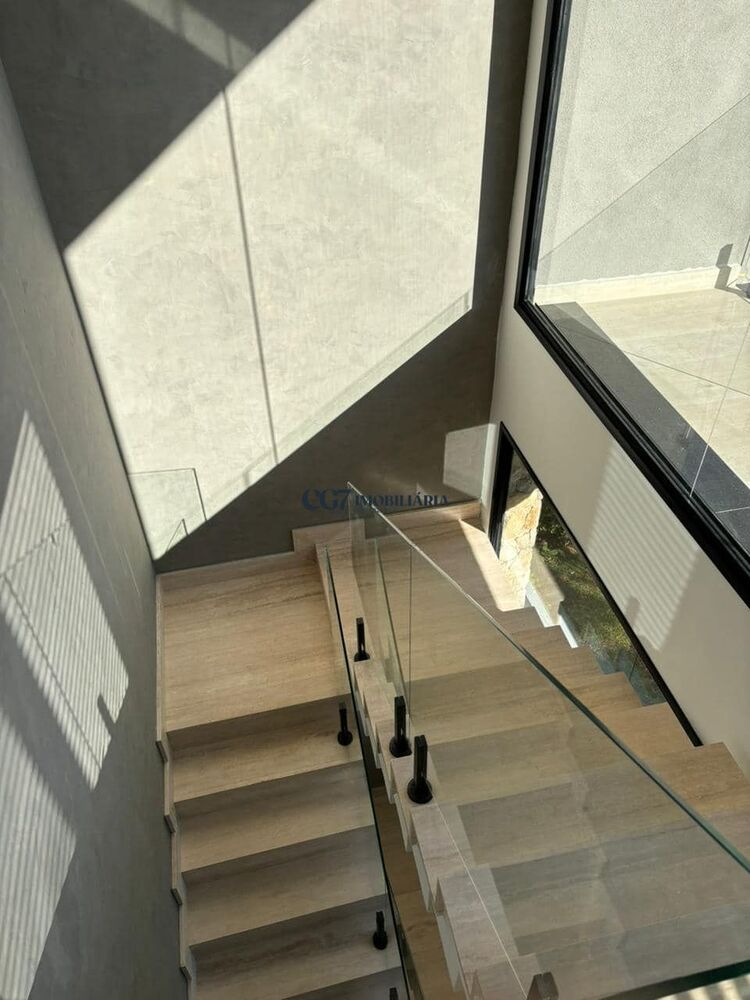 Sobrado, 4 quartos, 418 m² - Foto 5