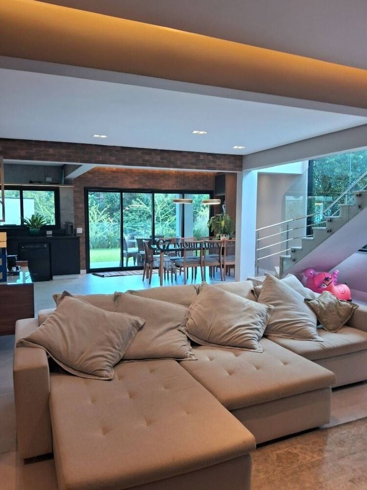 Sobrado, 3 quartos, 360 m² - Foto 5