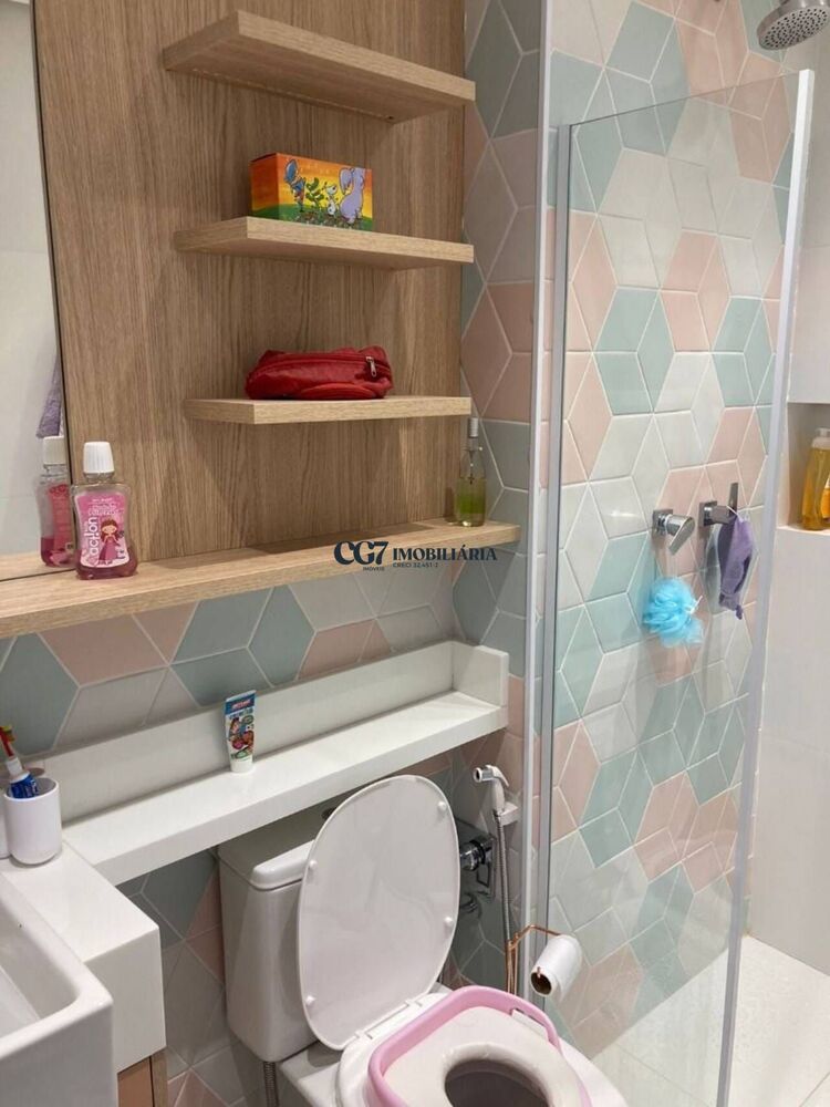 Apartamento, 3 quartos, 133 m² - Foto 2