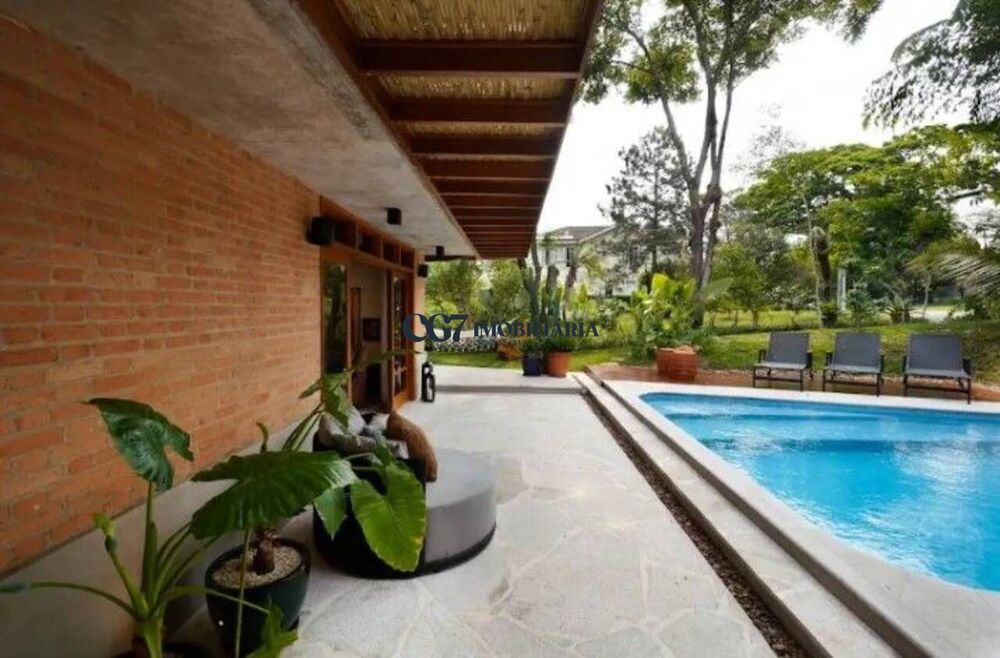 Sobrado, 5 quartos, 695 m² - Foto 2