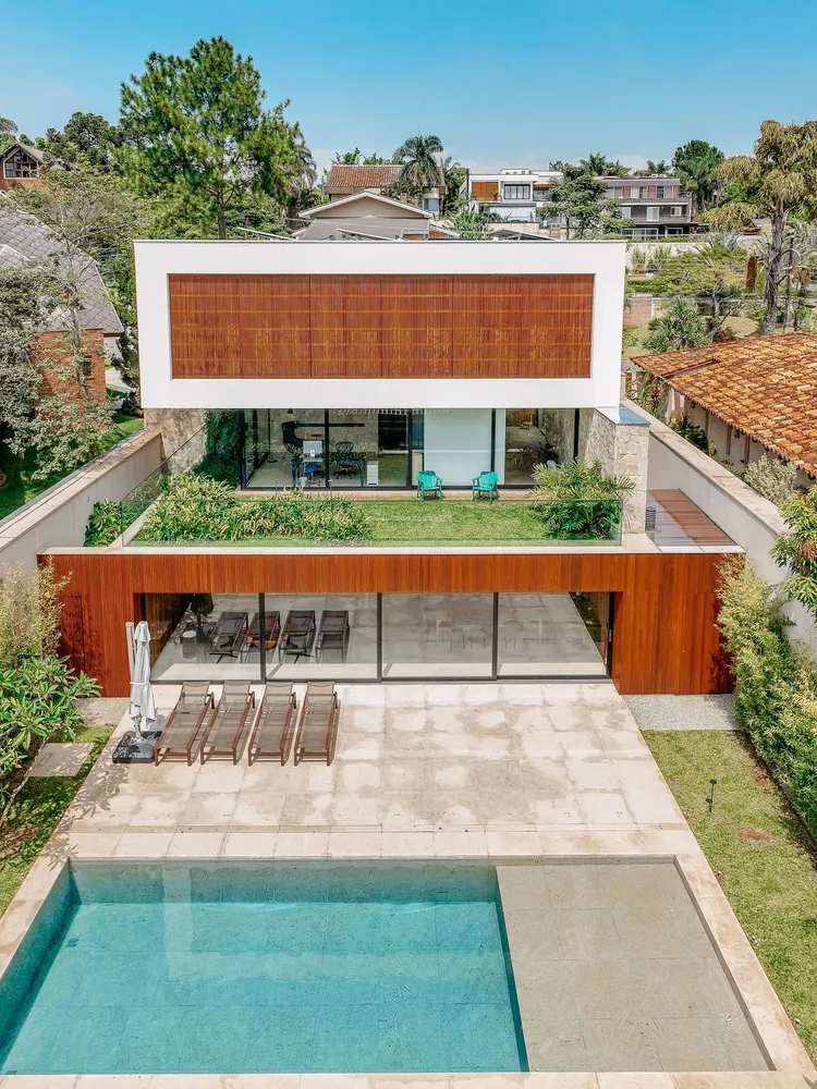 Sobrado, 4 quartos, 615 m² - Foto 1