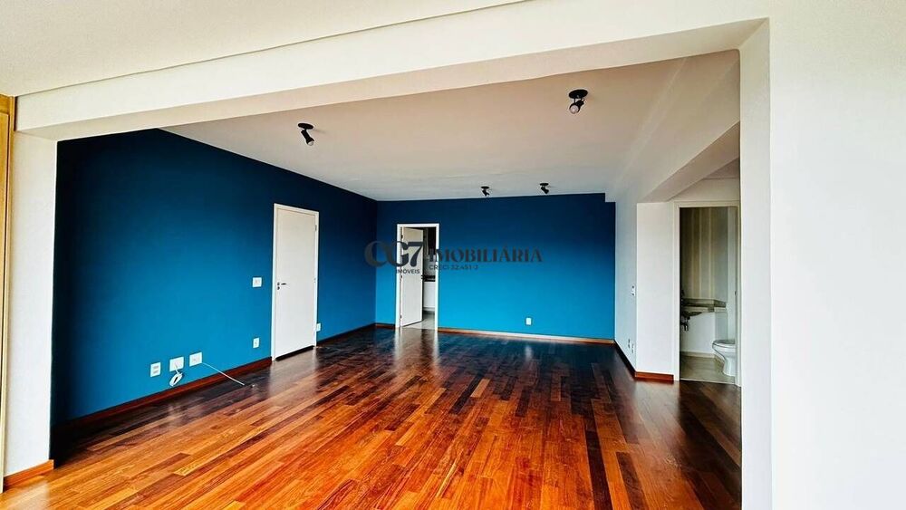Apartamento à venda com 2 quartos, 107m² - Foto 1