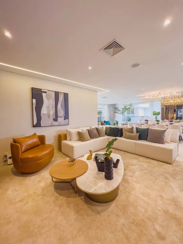 Apartamento, 3 quartos, 244 m² - Foto 1