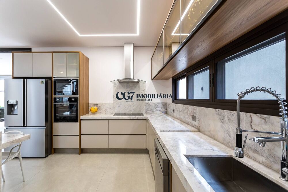 Sobrado, 4 quartos, 349 m² - Foto 3
