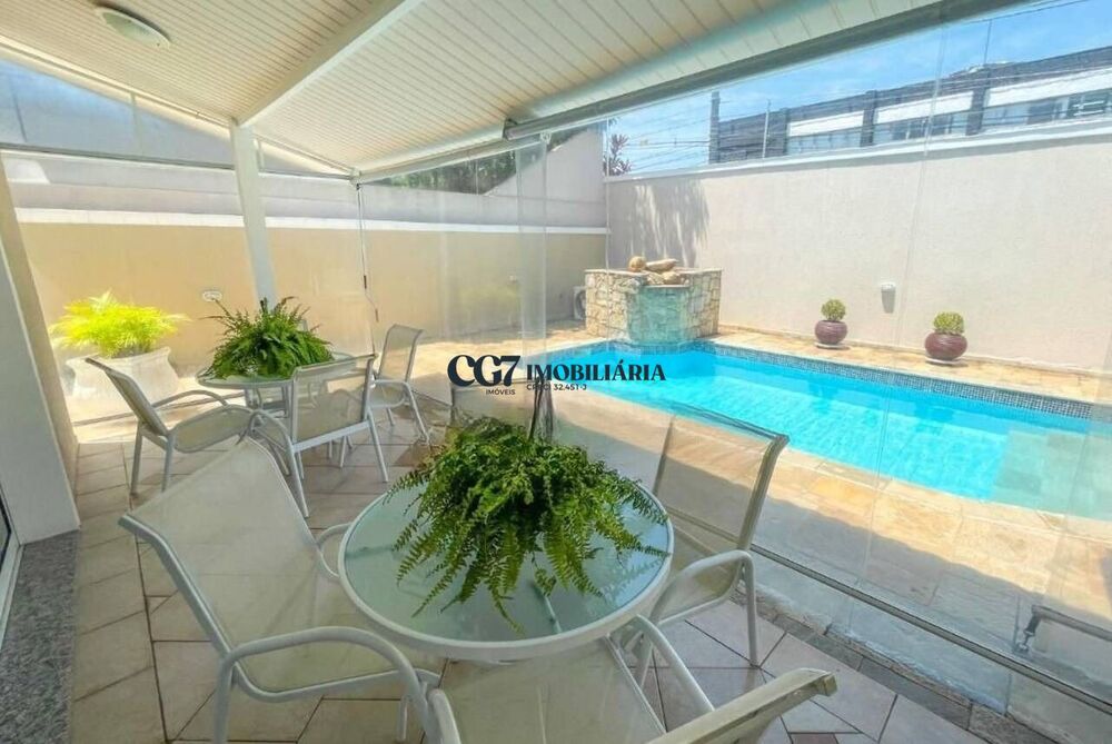 Sobrado à venda com 4 quartos, 360m² - Foto 2