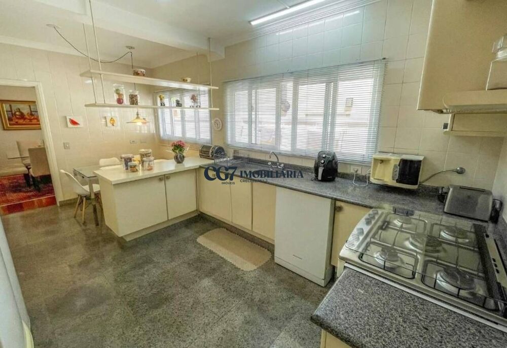 Sobrado à venda com 4 quartos, 360m² - Foto 9