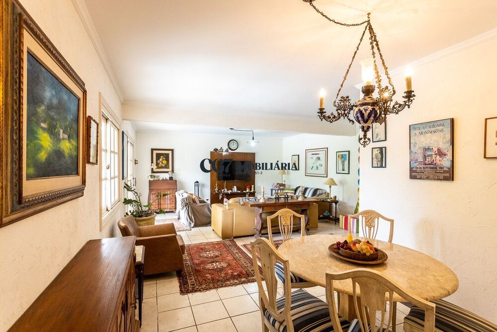 Sobrado, 5 quartos, 361 m² - Foto 1