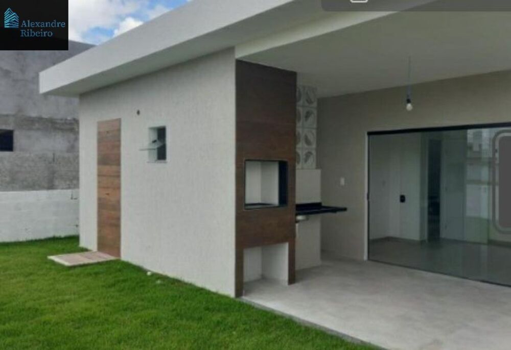 Casa à venda com 4 quartos, 275m² - Foto 1