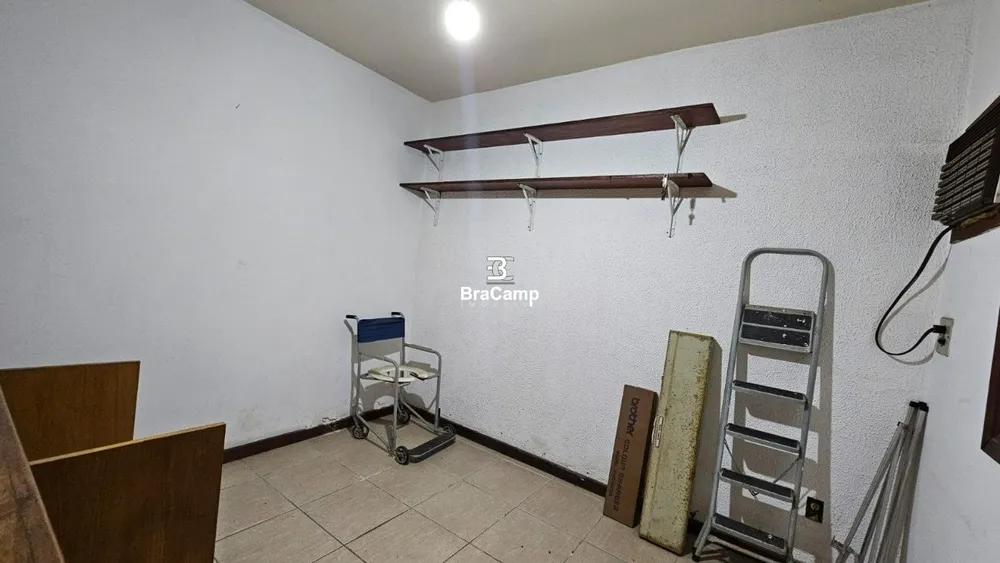 Casa, 4 quartos, 250 m² - Foto 1