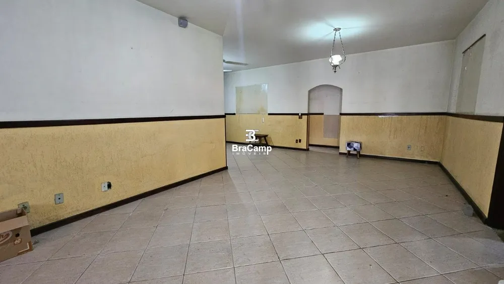 Casa, 4 quartos, 250 m² - Foto 21