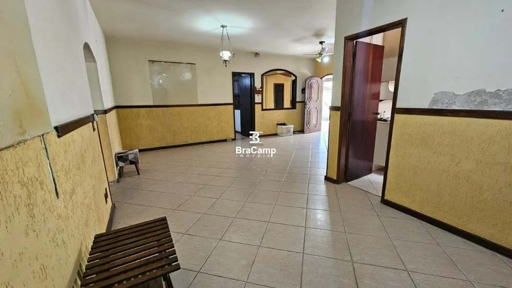 Casa, 4 quartos, 250 m² - Foto 4