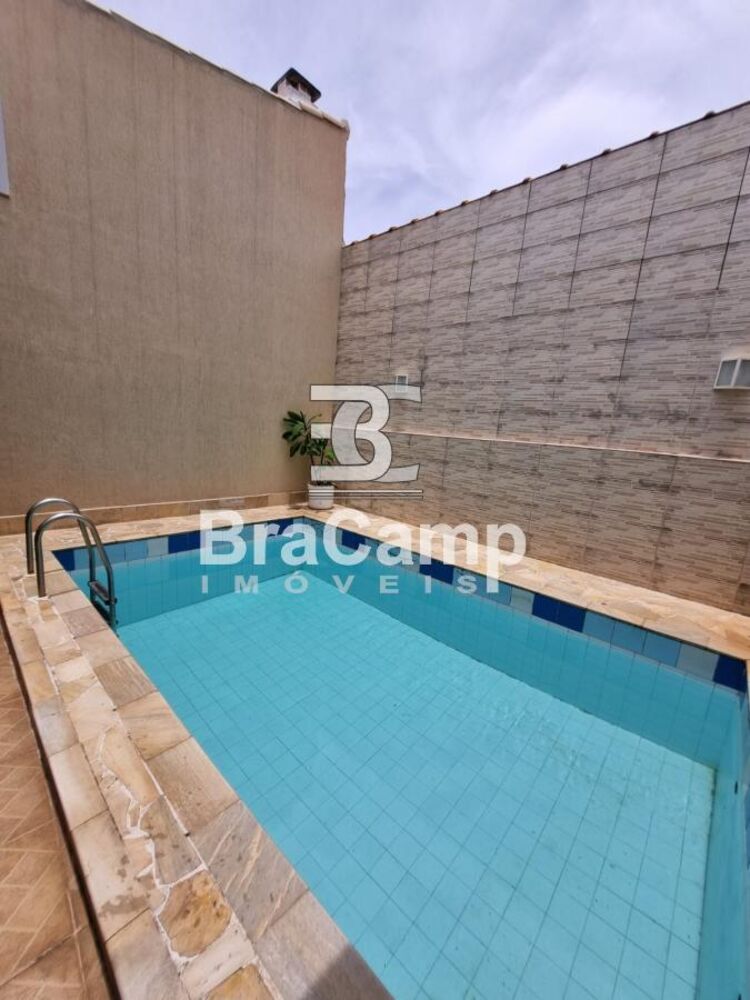Casa à venda com 4 quartos, 225m² - Foto 14