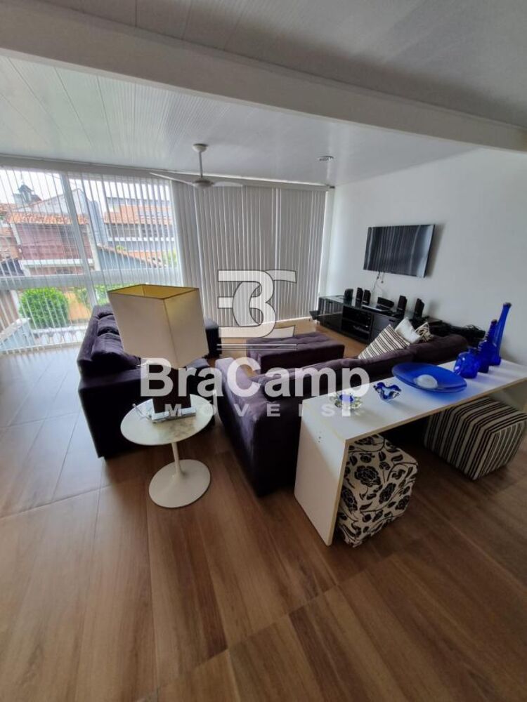 Casa à venda com 4 quartos, 225m² - Foto 12